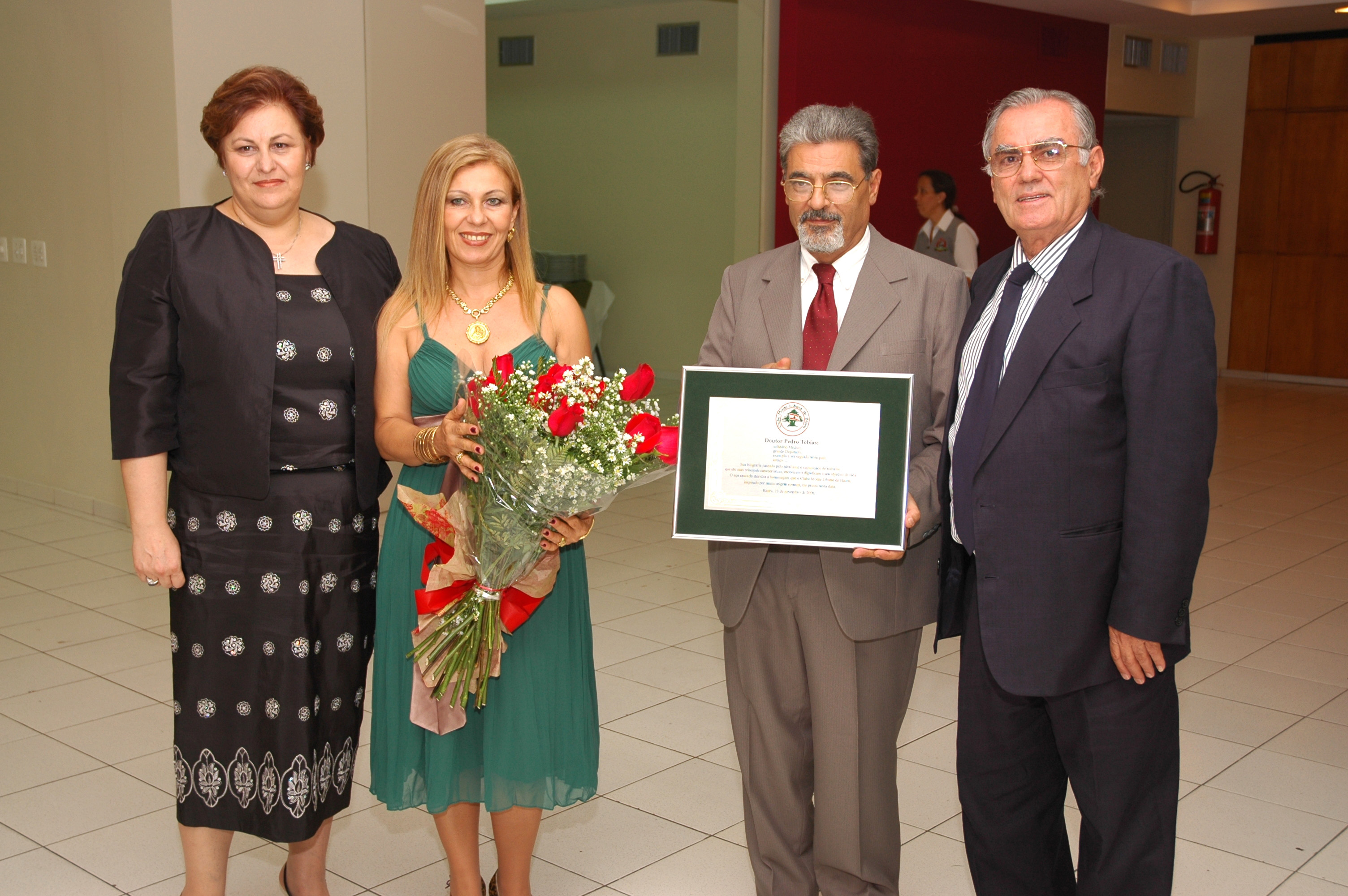 Sessão de homenagens na cidade de Bauru